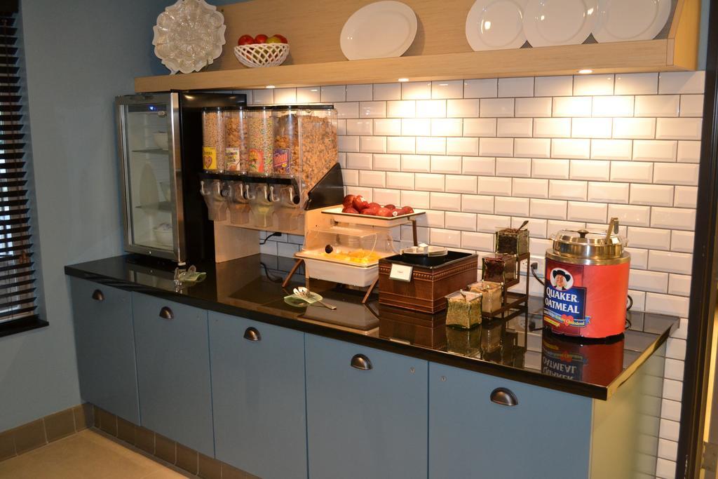 Country Inn & Suites By Radisson Roseville - St Paul المظهر الخارجي الصورة